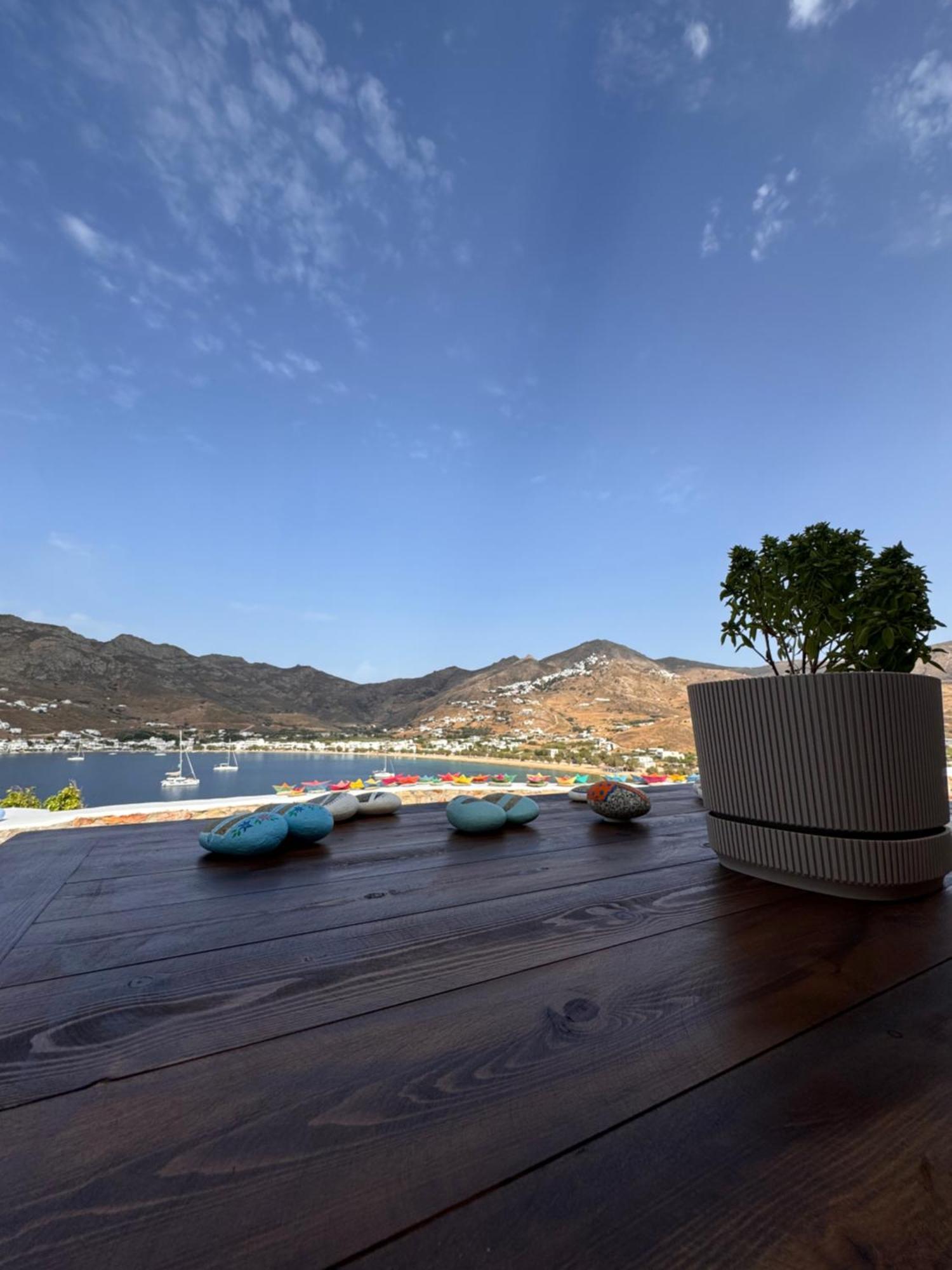 Amfitriti Serifos Livadi  Exterior photo